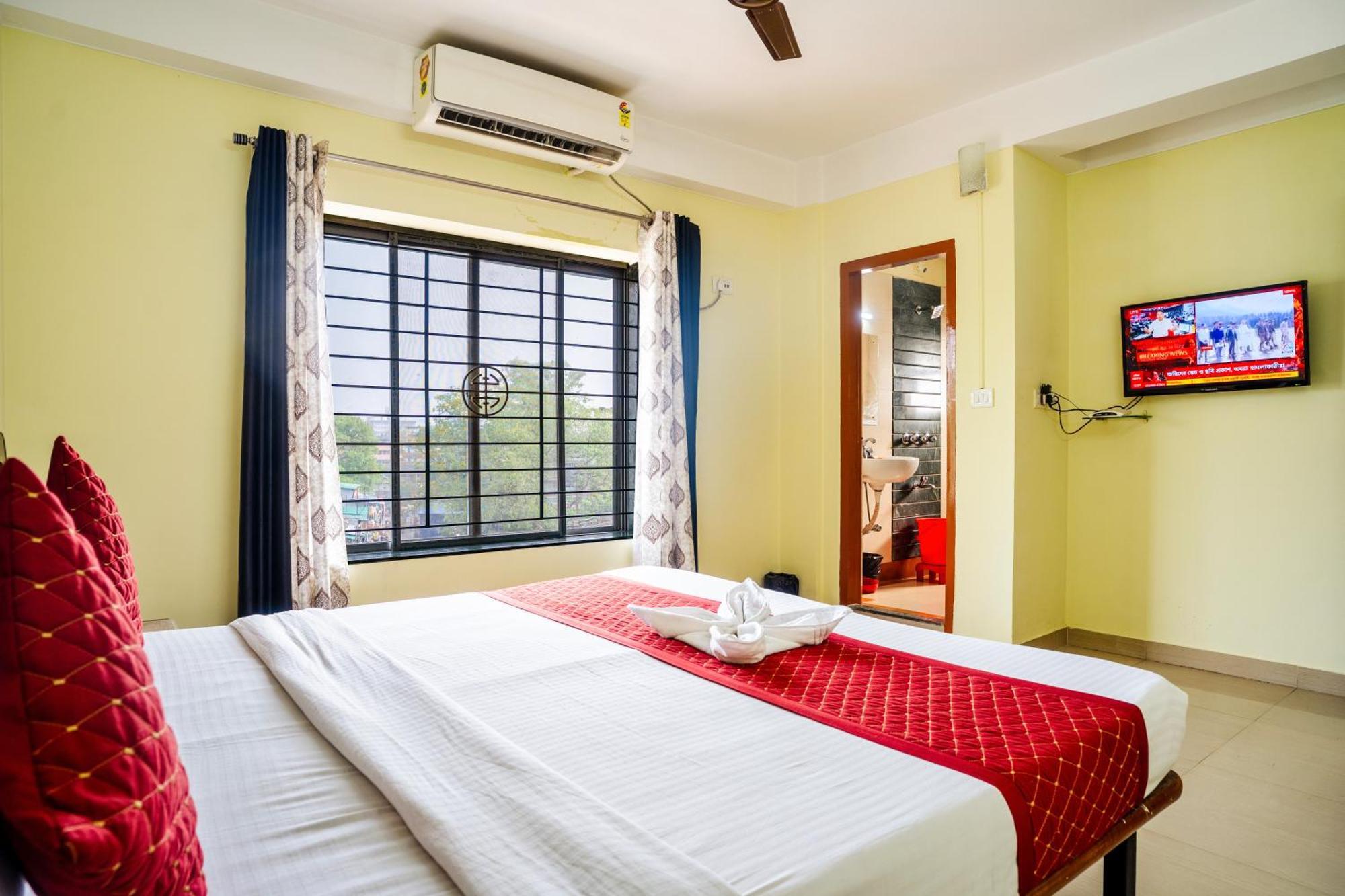 Hotel Niladrii Galaxy Siliguri Exterior photo