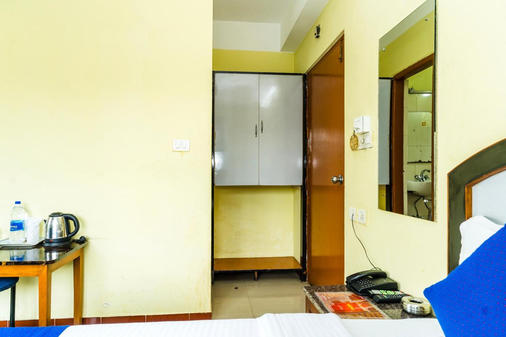 Hotel Niladrii Galaxy Siliguri Exterior photo